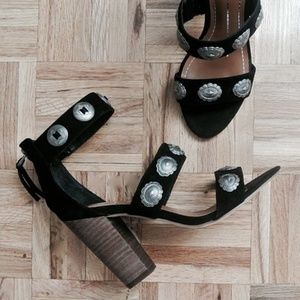 Dolce Vita x Vanessa Mooney 'Montey' Sandal